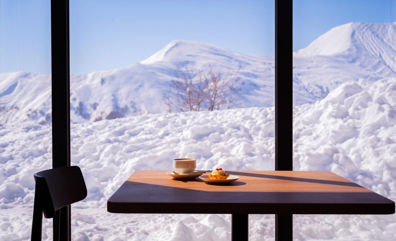 Alpina Hotel Gudauri Eksteriør bilde
