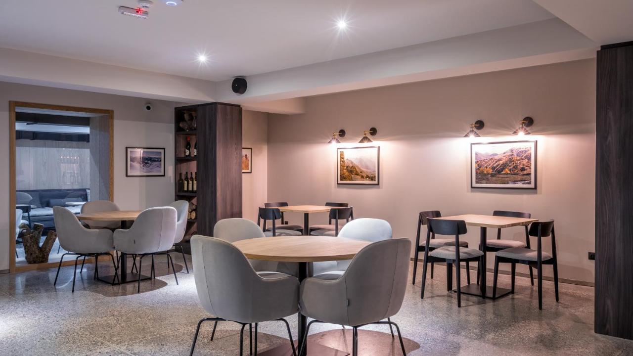 Alpina Hotel Gudauri Eksteriør bilde