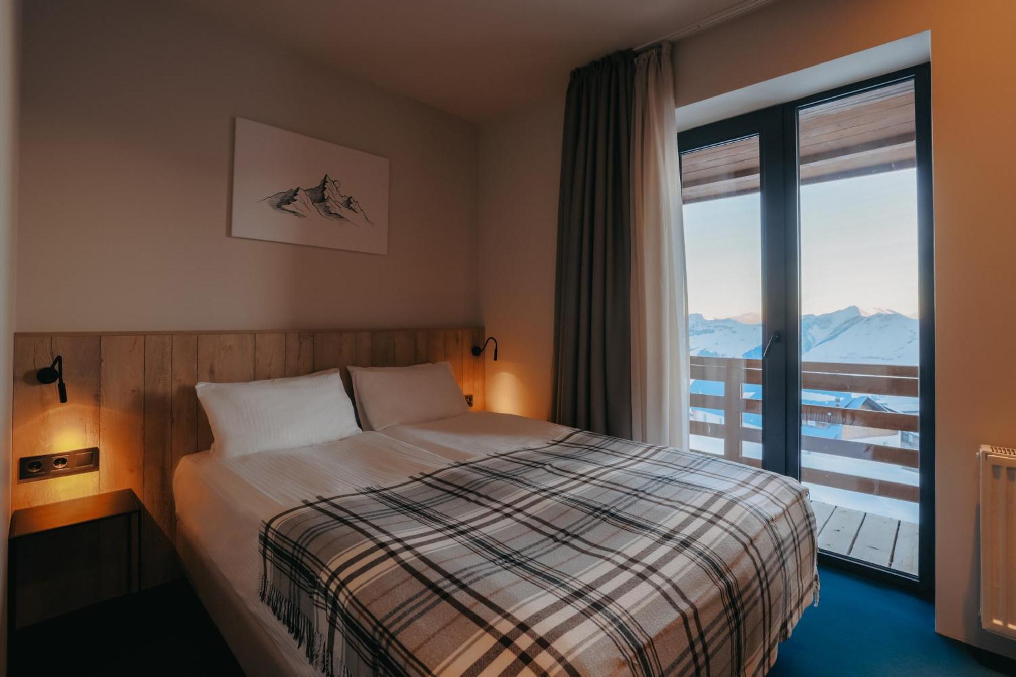Alpina Hotel Gudauri Eksteriør bilde