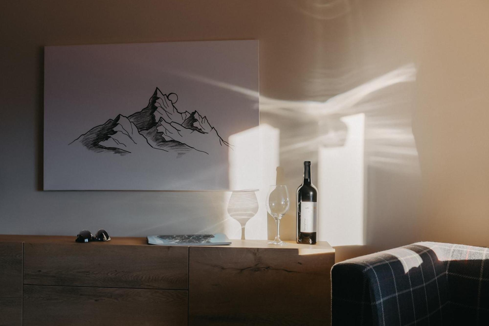 Alpina Hotel Gudauri Eksteriør bilde